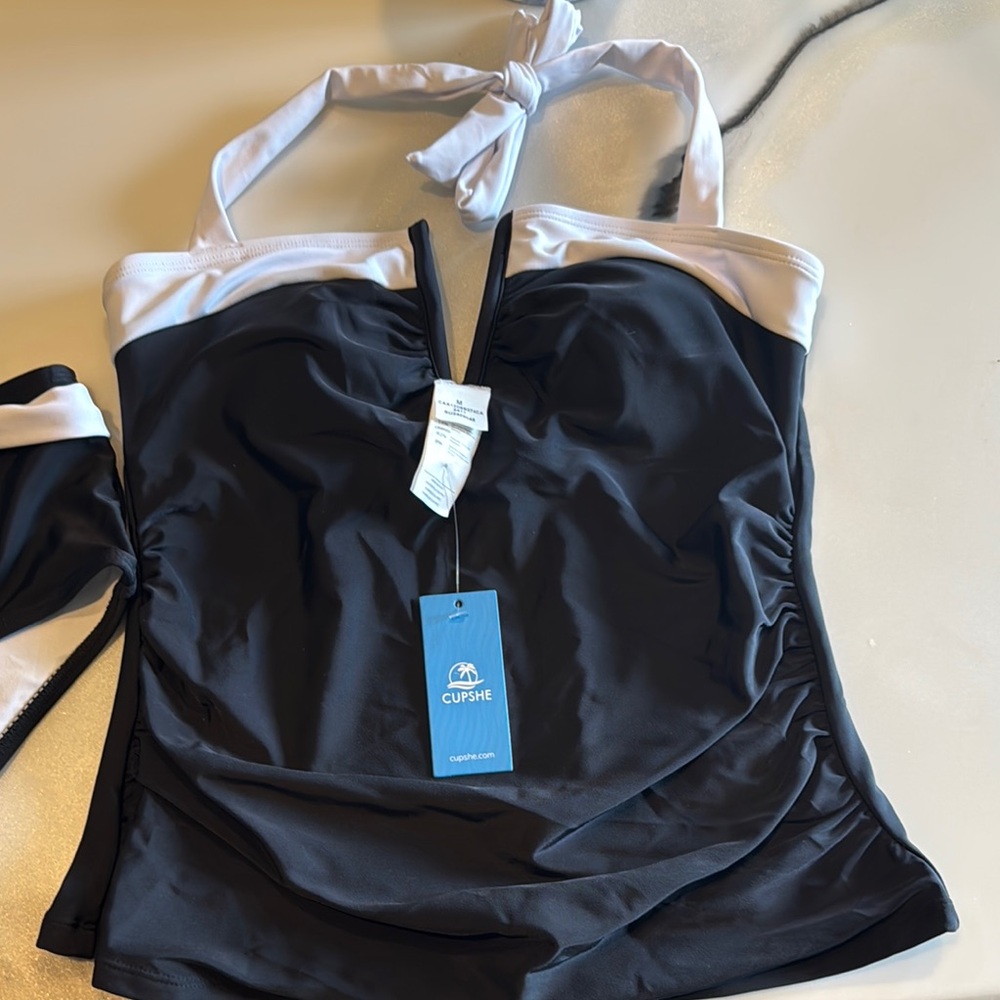 Cupshe Black and White Halter Top